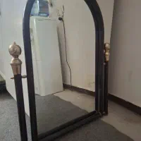 آینه قاب فلزی