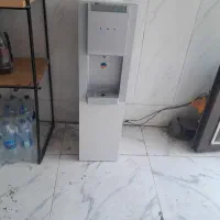 ابسردکن ایستکول