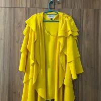 مانتو جلو باز