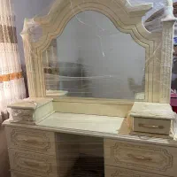 میز ارایش نو با صندلی