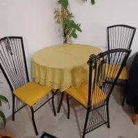 میز ناهار خوری و صبحانه خوری سه نفر فرفورژه