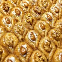 باقلوا استانبول شیر عسل