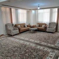 آپارتمان ۸۵ متری تمیز
