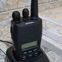 یک عدد بیسیم موتورولا mt777