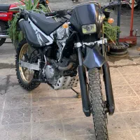 موتور سیکلت سوزوکی روان 200
