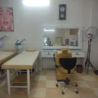 اجاره صندلی ارایشگری بانوان درصدی روزانه ماهانه