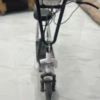 فروش اسکوتر برقی باتری ضعیف هست باتری میخواد