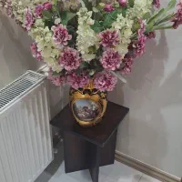 ۸شاخه داوودی و۱۶ شاخه سنبل مارک گلد کیش