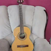 فروش گیتار سانتانا