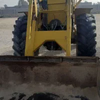 تراکتور بیل عقب ۴۰۱