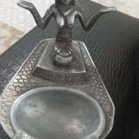 زیر سیگاری قدیمی