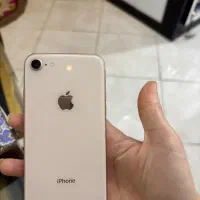 آیفون 8