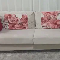 مبل ۵ نفره به همراه میز نهارخوری