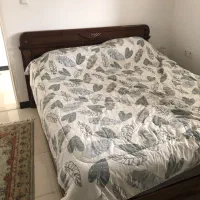 تخت ۱۸۰ و ۱۶۰