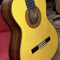 گیتار CUENCA 70R‌ کلاسیک فلامنکو اصیل اسپانیایی