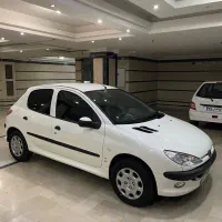 پژو 206 تیپ 2 کم کارکرد و بدون رنگ