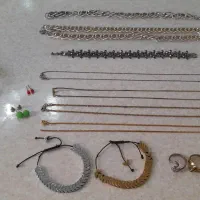 گردنبندو دستبند و نیم ست