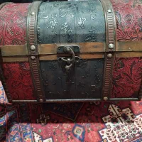صندوقچه چوبی و چرمی سنتی قدیمی