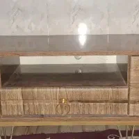 میز تلویزیون در حد نو با قیمت مناسب