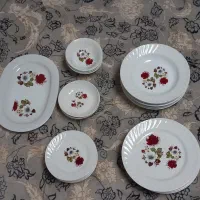یه دست ینی همه چی داره