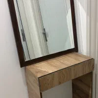 میز و آیینه