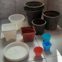 گلدان پلاستیکی