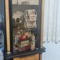 ویترین چوب گردو کاملا نو