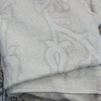 حوله حمام