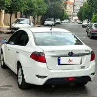 برلیانس مدل ۱۴۰۰ کم کار موتور بزرگ