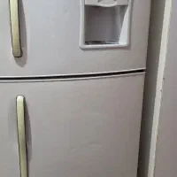 یخچال دو در سفید