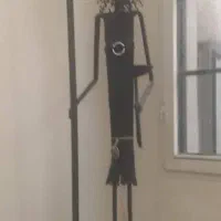 آدمک آهنی نگهبان رستوران
