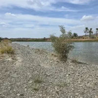 زمین ۲۰۰ متری