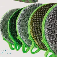 کار در منزل با چرخ خیاطی صنعتی