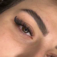 خدمات اکستنشن و لیفت ابرو مژه  و آموزش