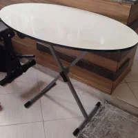 میز با پایه