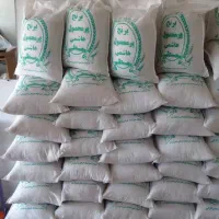 برنج آستانه اشرفیه مرغوب.یک دست و با  عطر و طعم