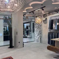 فروشنده پوشاک