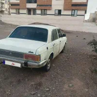 پیکان سواری۸۱