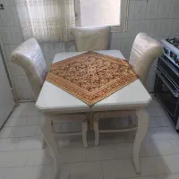 میز نهار خوری کاملا نو