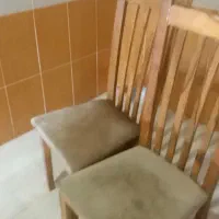 دو عدد صندلی چوبی سالم قیمت ۱۵۰۰