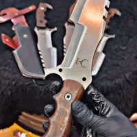 چاقو اصل دست چوبی غلاف چرم