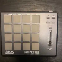 Akai MPD 18 لانچ پد اکای