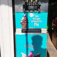 دستگاه بستنی قیفی