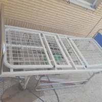 تخت بیمار سه شکن