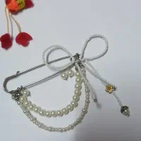 سنجاق‌سینه مرواریدی پینترستی