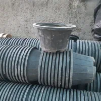 گلدان پلاستیکی و سفالی