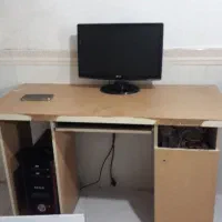 میز کامپیوتر