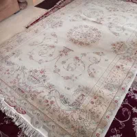 یک جفت فرش ۹ متری و یک عدد ۶ متری