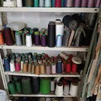 تعدادی دوک نخ و نخ زیگزال