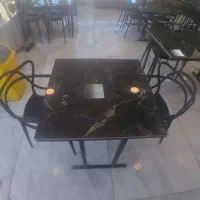 میز و صندلی